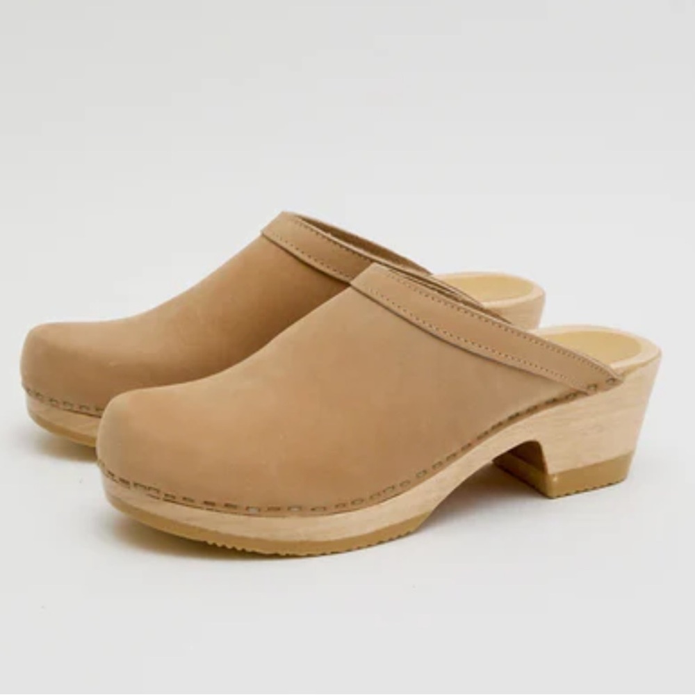 No. 6 old school mid leather clog shoe in bone nubuck size 36 or 6